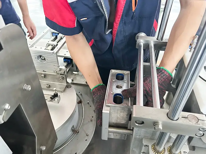 Equipment assembly